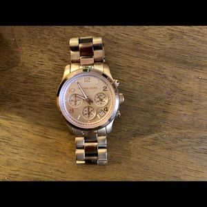 Michael Kors rose gold watch VERY GOOD CONDITION